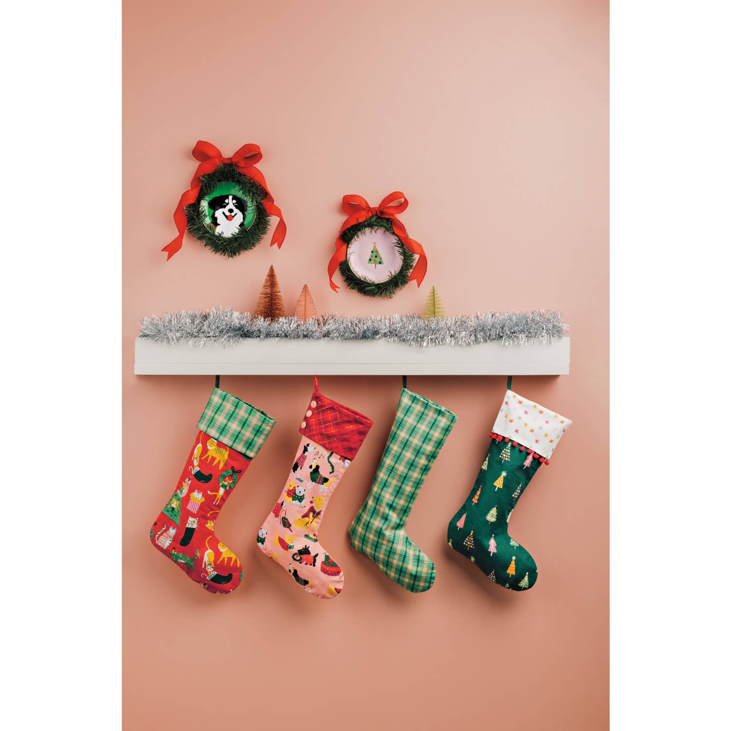 Glitzmas Appetizer Christmas Plates Set of 4